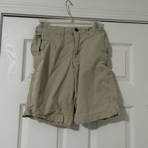 American eagle khaki shorts